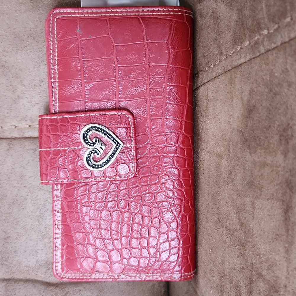 Buxton Faux Red Leather  Alligator Wallet